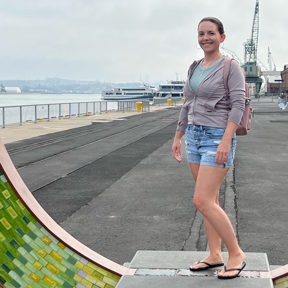 AEO Super Hi-Rise Shortie - Picture 3 of 11